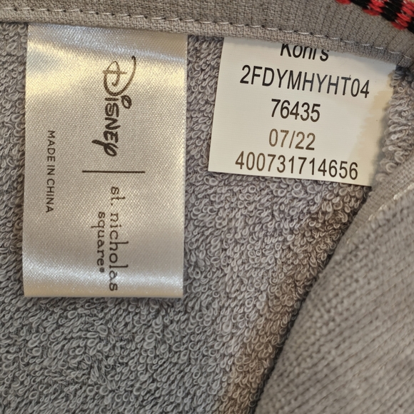 Disney Set Of 2 Bath Hand Towels Tim Burton's The Nightmare Before Christmas - Picture 4 of 4